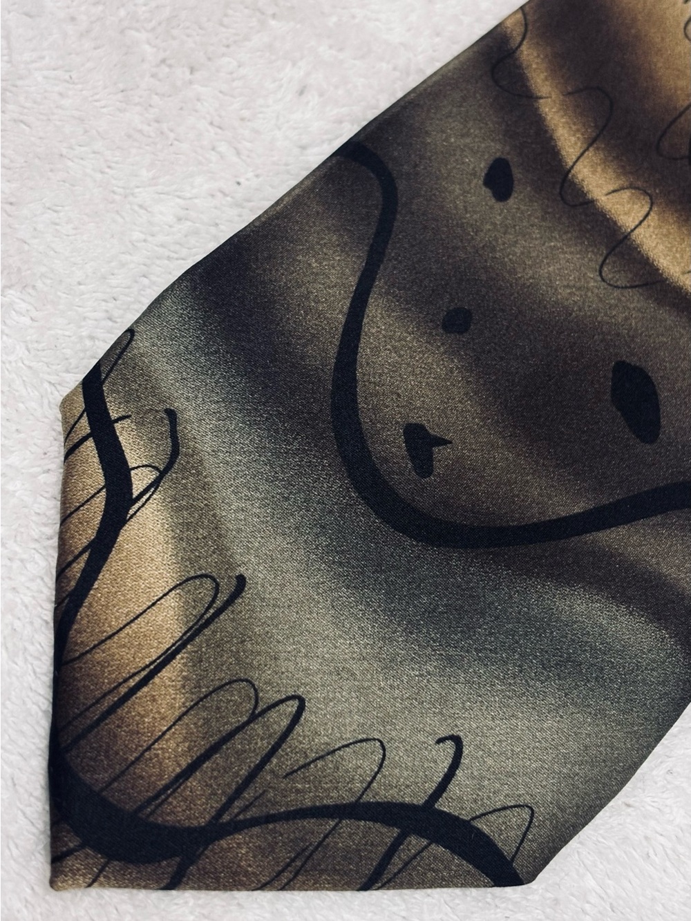 Brand New Stylish Tie By J. Garcia - Tie Width Is 3 1/2 Inches